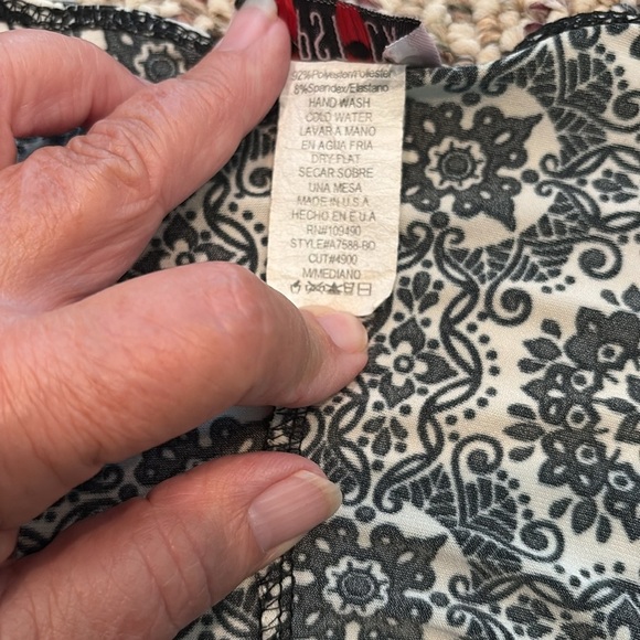 Lipstick Boutique Black and White Floral Halter Top/Dress. Small - Picture 7 of 11